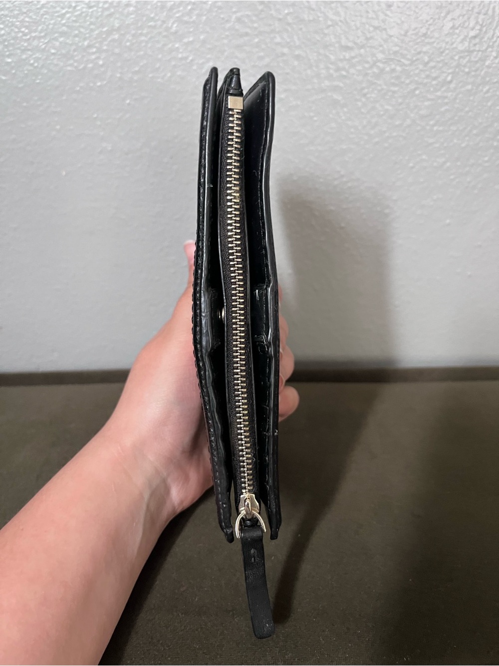 kate spade Black Leather Zip Wallet with Gold Logo - Picture 4 of 8